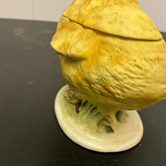 Vintage Lefton Japan Ceramic Bisque Baby Chick With Lid Easter Trinket Box - Picture 5 of 8